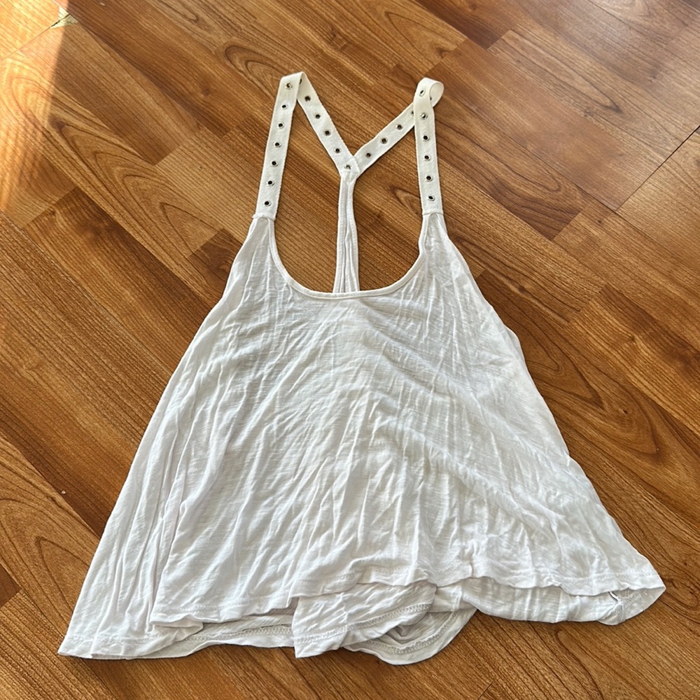 LF Emma & Sam white tank